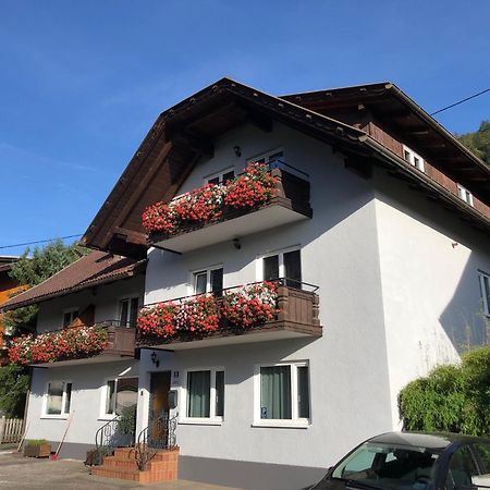 Appartement Zirbenduft Ferienhaus Fuenf Sinne デーブリアッハ エクステリア 写真